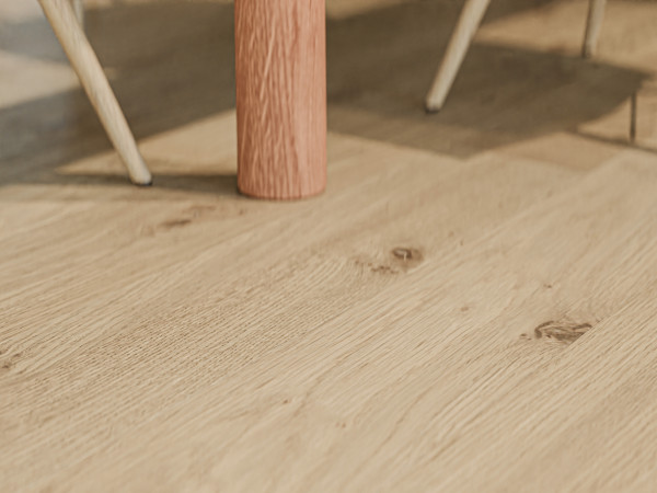 Massief houten plank rustiek eiken gladgeschuurd